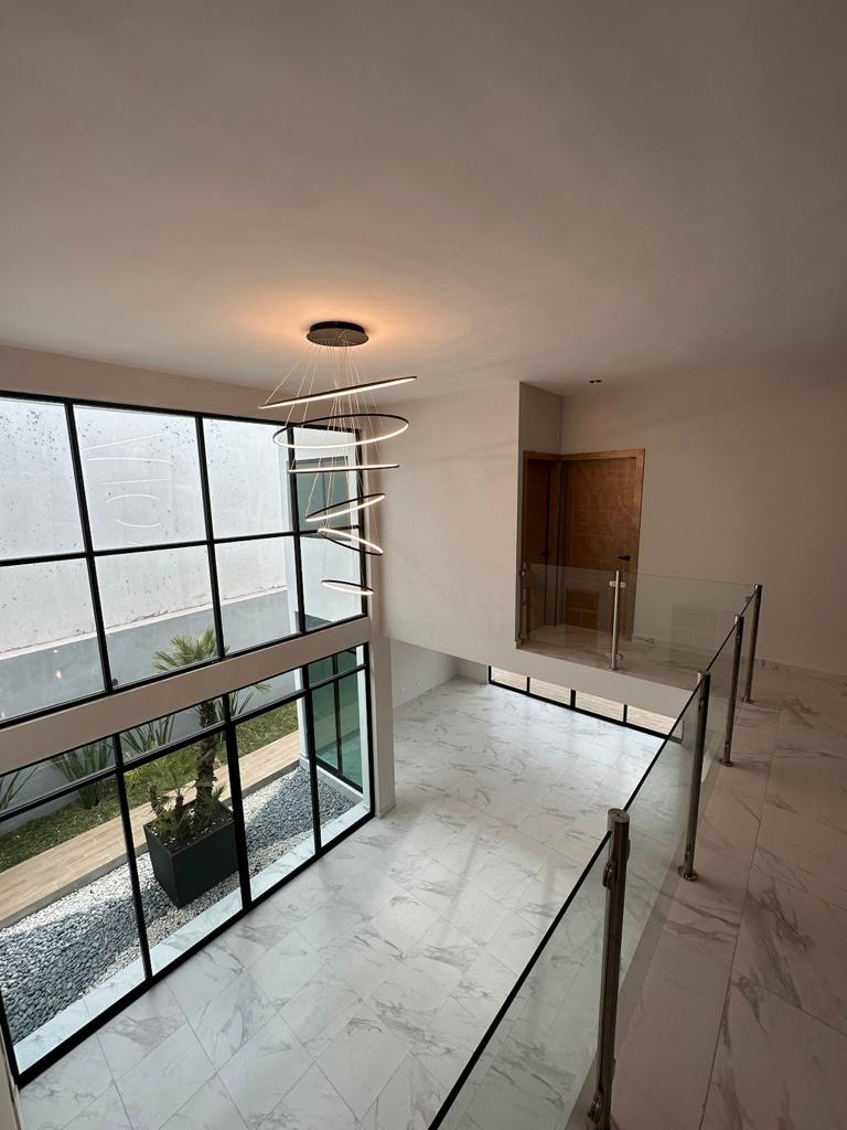 CASA EN VENTA FRACCIONAMIENTO RINCON DE LOS ENCINOS EN SALTILLO