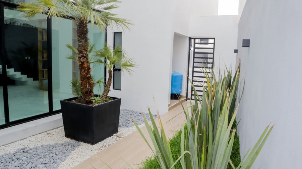 CASA EN VENTA FRACCIONAMIENTO RINCON DE LOS ENCINOS EN SALTILLO