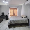CASA EN RENTA COMPLETAMENTE AMUEBLADA Y EQUIPADA EN VALLE DEL ORIENTE