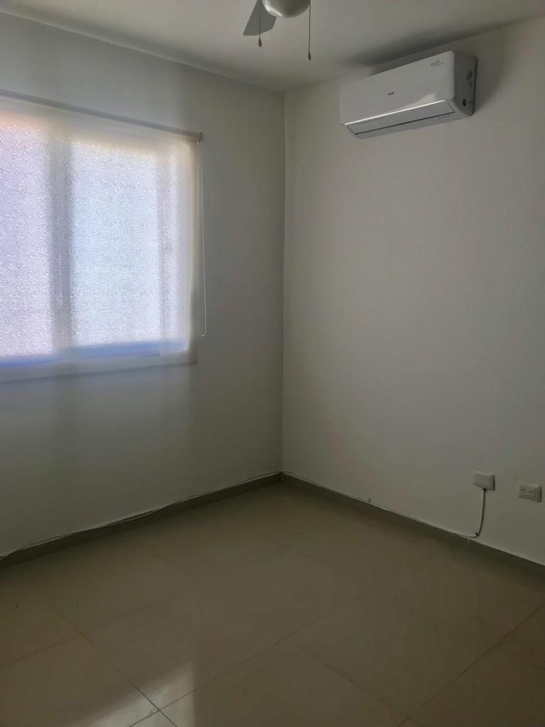 CASA EN VENTA AL NORTE SALTILLO FRACCIONAMIENTO PRIVADO LENNA