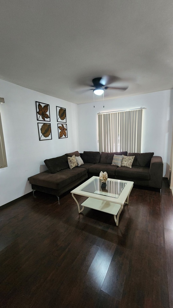 CASA EN RENTA AL NORTE DE SALTILLO RESIDENCIAL LAS MISIONES 3 AMUEBLADA 
