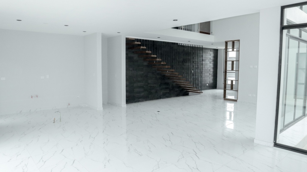 CASA EN VENTA EN FRACCIONAMIENTO RINCON DE LOS ENCINOS MODELO 3