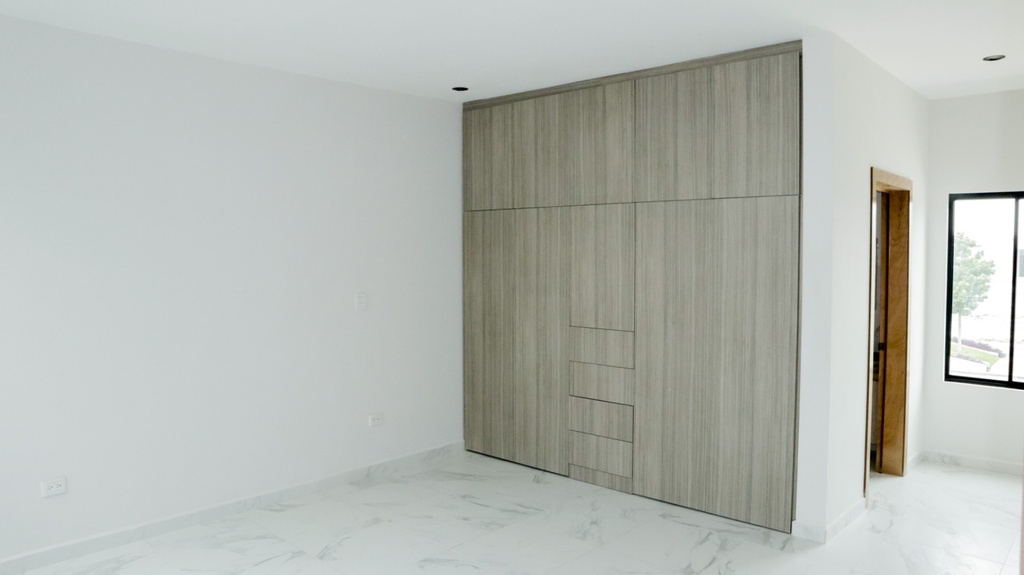 CASA EN VENTA EN FRACCIONAMIENTO RINCON DE LOS ENCINOS MODELO 3