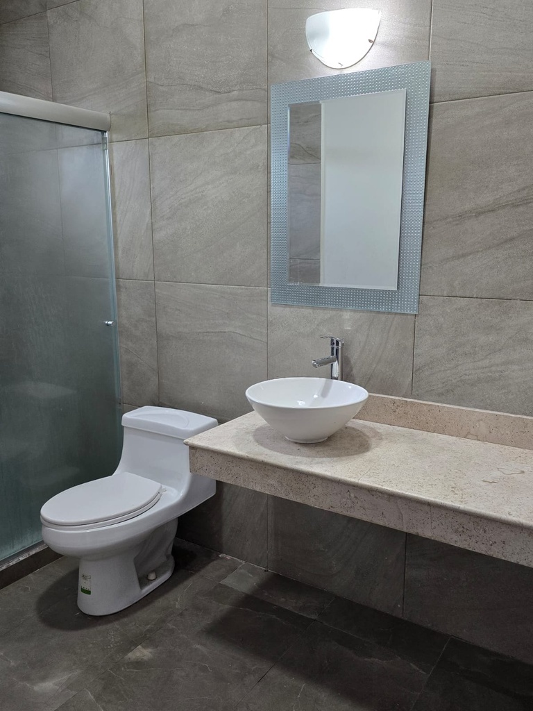 DEPARTAMENTO EN RENTA EN RAMOS ARIZPE COMPLETAMENTE AMUEBLADO Y EQUIPADO