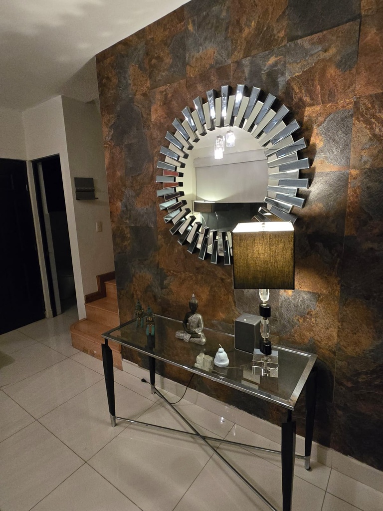 CASA EN RENTA AL PONIENTE EN FRACCIONAMIENTO CERRADO SANTA FE CACTUS COMPLETAMENTE AMUEBLADO Y EQUIPADO