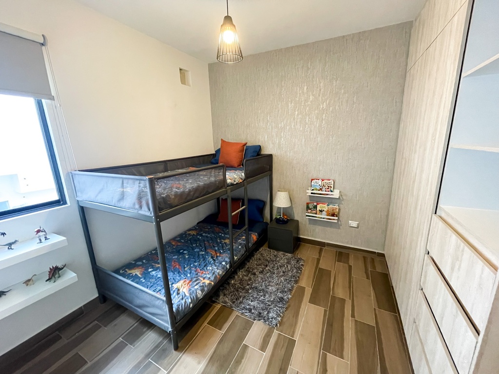 CASA EN FRACC. CAZADORES-LOMAS DE LOURDES