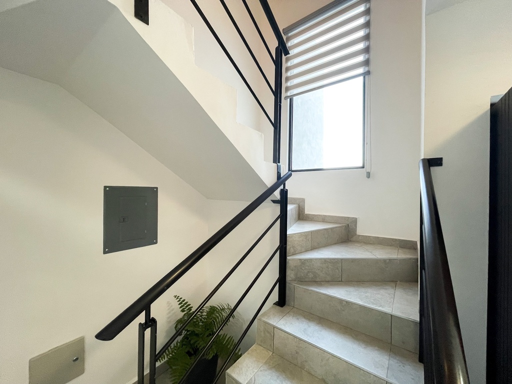 CASA EN FRACCIONAMIENTO CAZADORES EN LOMAS DE LOURDES Modelo B Plus
