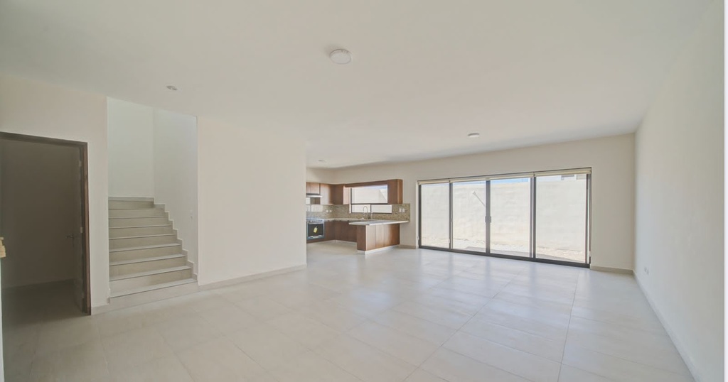 CASA EN VENTA AL NORTE DE SALTILLO EN FRACCIONAMIENTO PRIVANZAS DEL CAMPESTRE ACACIA M5L12 (PROYECTO ENTREGABLE EL 24 DE AGOSTO)