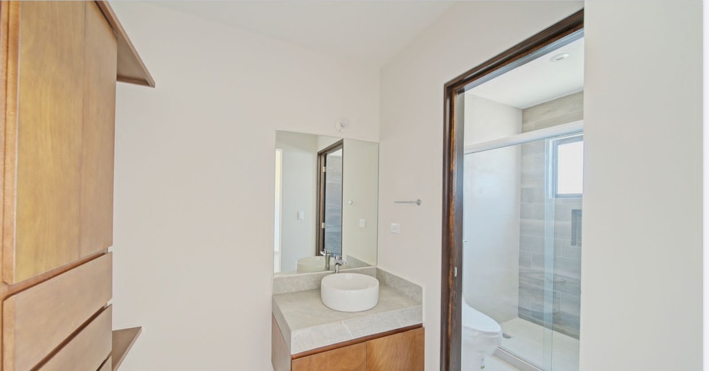 CASA EN VENTA AL NORTE DE SALTILLO EN FRACCIONAMIENTO PRIVANZAS DEL CAMPESTRE ACACIA M5L12 (PROYECTO ENTREGABLE EL 24 DE AGOSTO)