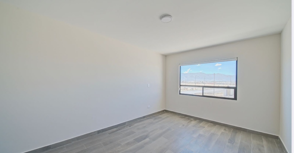 CASA EN VENTA AL NORTE DE SALTILLO EN FRACCIONAMIENTO PRIVANZAS DEL CAMPESTRE ACACIA M5L12 (PROYECTO ENTREGABLE EL 24 DE AGOSTO)