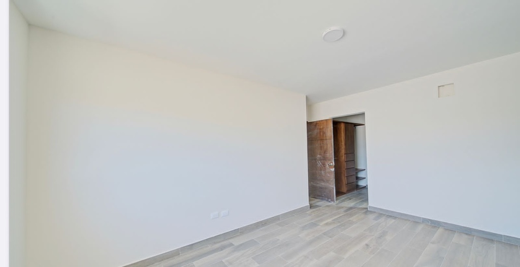 CASA EN VENTA AL NORTE DE SALTILLO EN FRACCIONAMIENTO PRIVANZAS DEL CAMPESTRE ACACIA M5L12 (PROYECTO ENTREGABLE EL 24 DE AGOSTO)