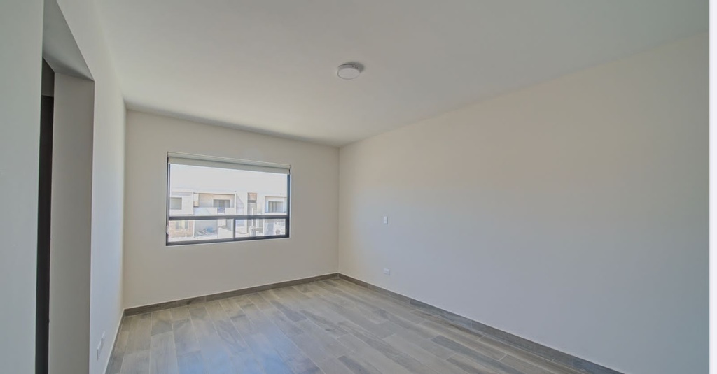 CASA EN VENTA AL NORTE DE SALTILLO EN FRACCIONAMIENTO PRIVANZAS DEL CAMPESTRE ACACIA M5L12 (PROYECTO ENTREGABLE EL 24 DE AGOSTO)