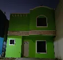 CASA EN RENTA AL SUR EN FRACCIONAMIENTO CERRADO PORTAL DEL SUR
