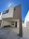 CASA EN RENTA SALTILLO SUR PRIVADAS LOS ALAMOS (AMUEBLADA)