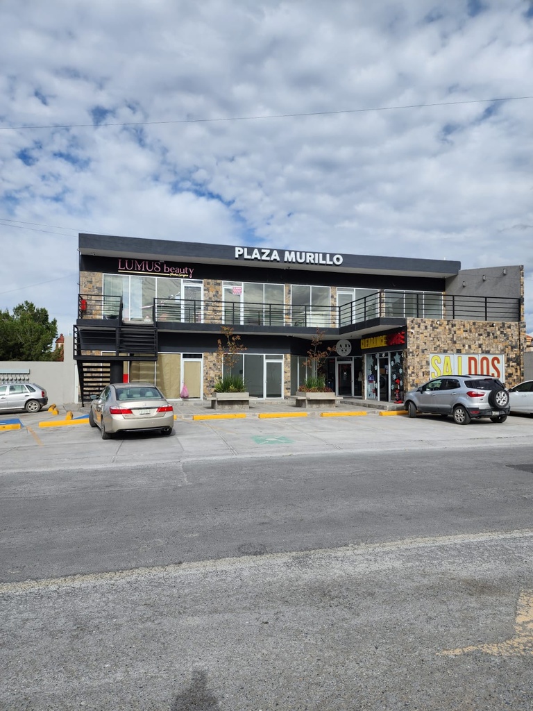 LOCAL COMERCIAL EN RENTA EN PLAZA MURILLO EN PLANTA ALTA CON GRAN TERRAZA