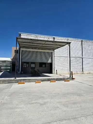 [BoReBoJeVaSa-ClGaDu-55] BODEGA COMERCIAL EN RENTA EN BOULEVARD JESUS VALDES SANCHEZ MUY AMPLIA CON OFICINAS Y MESANIN A 1 KM DE LIBRAMIENTO OSCAR FLORES TAPIA