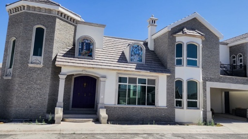 CASA EN RENTA EN RESIDENCIAL VILLA BONITA SALTILLO NORTE